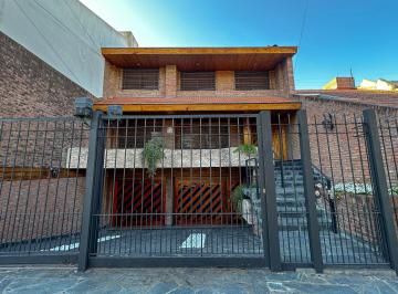 Casa de 5 ambientes, Morón · Casa 5 Ambientes con Jardin en Castelar