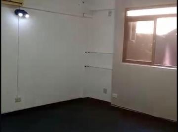 Oficina comercial · 14m² · 1 Ambiente · Oficina en Alquiler en Adrogue