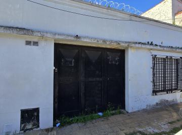 Casa de 3 ambientes, Lanús · Vivienda con Galpón Sobre Lote de 8,66 m X 29,69 m.