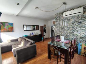 PH · 70m² · 4 Ambientes · PH en Saavedra