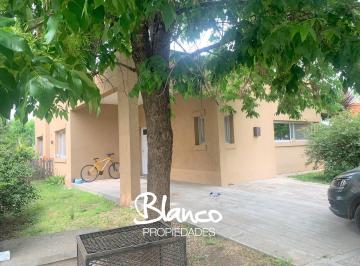 Casa · 110m² · 3 Ambientes · 2 Cocheras · Casa en Venta en Manzanares Chico, Pilar, G. B. a. Zona Norte