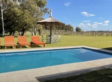 Quinta vacacional de 3 ambientes, Loma Verde · Casa Vacacional en El Campo. Bs As