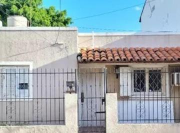 Casa · 84m² · 3 Ambientes · 1 Cochera · Casa Sobre Lote Propio