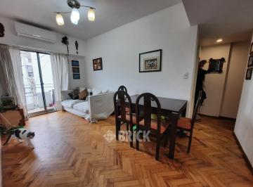 Departamento · 54m² · 3 Ambientes · Av Rivadavia Al 5100 - Impecable Balcon Todo Sol