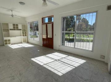 Casa · 150m² · 4 Ambientes · 4 Cocheras · Venta Casa Pileta El Bosquecillo - Ezeiza - Permuta