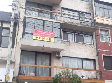 Departamento de 3 ambientes, Villa del Parque · Departamento 3 Ambientes Semi - Piso Al Frente en Venta en Villa del Parque