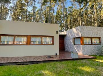 Casa de 4 ambientes, Mar de las Pampas · Venta Casa de Gran Categoría