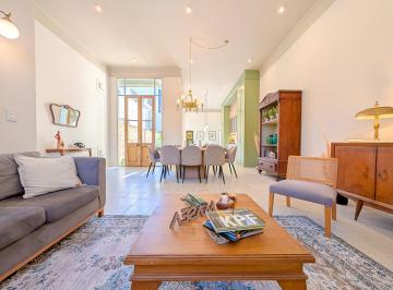 Casa · 152m² · 4 Ambientes · 1 Cochera · Casa en Venta de 3 Dormitorio Rosario Pichincha