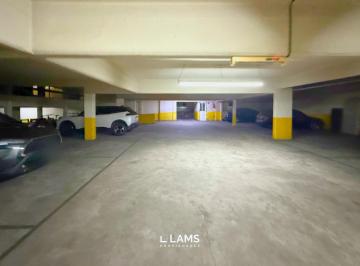 Garage · Cochera en Venta - Edificio Coliqueo I