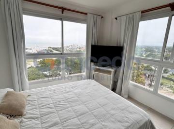 Departamento · 30m² · 1 Ambiente · Monoambiente con Vista Al Mar a Una Cuadra de La Playa en Pinamar Alquiler Anual