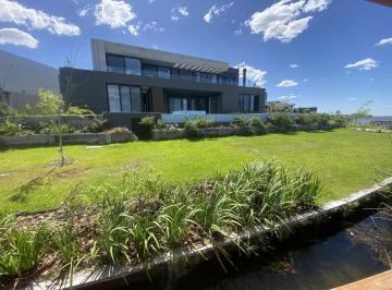 Casa · 700m² · 7 Ambientes · 3 Cocheras · Casa en Venta en Marinas Puerto Escobar