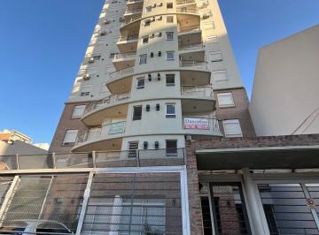 Departamento de 2 ambientes, Lanús · Alquila - Excelente Departamento 3 Ambientes - Zona Centrica