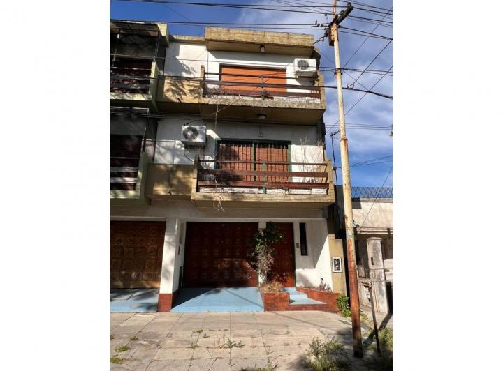 Casa · 100m² · 3 Ambientes · 1 Cochera