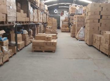 Bodega-Galpón · 320m² · Galpón en Alquiler 320 m² Zona Sur Rosario