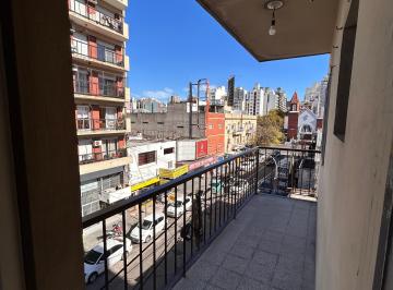 Departamento de 3 ambientes, Lanús · En Alquiler - Amplio Depto 3 Ambientes - Excelente Ubicación