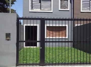 Casa · 92m² · 4 Ambientes · 2 Cocheras · Casa en Venta en Villa Rosa, Pilar, G. B. a. Zona Norte