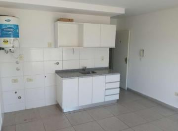 Imagen 1 - Monoambiente al contrafrente en Maipú y Viamonte, cocina integrada y baño completo. - · Monoambiente Al Contrafrente en Maipú y Viamonte, Cocina Integrada y Baño Completo.