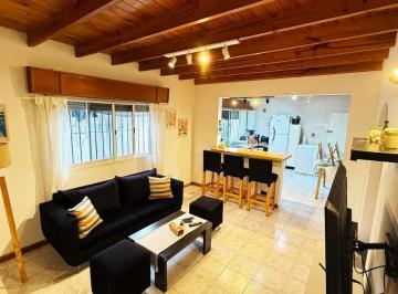 Casa · 88m² · 3 Ambientes · 1 Cochera · Casa en Venta en Juan Maria Gutierrez