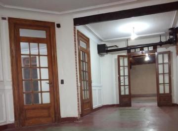 Edificio de 22 ambientes, Constitución · Alquiler de Petit
