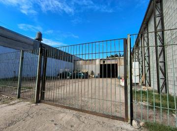 Bodega-Galpón · 1882m² · Galpón + Oficinas 1900 m² Cubiertos - Av Illia Al 7000
