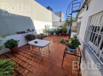 PH · 87m² · 4 Ambientes · Venta PH 4 Amb 190 m² con Patio y Terraza - Floresta