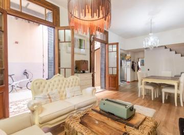 Casa · 103m² · 4 Ambientes · Venta Casa Lote Propio 4 Ambientes - Refaccionada