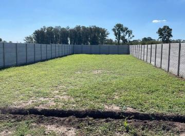 Terreno · 450m² · Terreno en Venta 450 m² Campos de Frenos Zárate