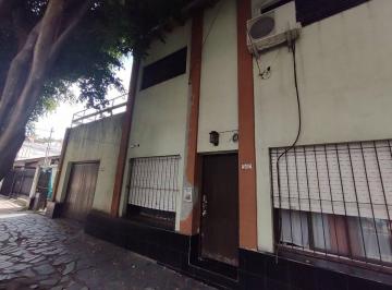 Casa · 133m² · 6 Ambientes · 1 Cochera · Venta Dos Casas Tipo PH Terraza Patio Saenz Peña