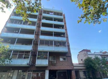Departamento · 71m² · 4 Ambientes · 2 Cocheras · Departamento 4 Ambientes Venta 2 Cocheras Lugano