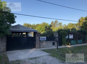 Casa de 4 ambientes, San Vicente · Casa 160 m². Desmelar. Bs. As.