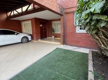 ISN-ISN-2411_2 · Casa 6 Ambientes 3 Dorm.. | Pringles Al 100