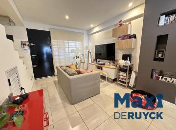 Casa · 63m² · 3 Ambientes · 1 Cochera · Apto Crédito, 3 Ambientes, Bernal