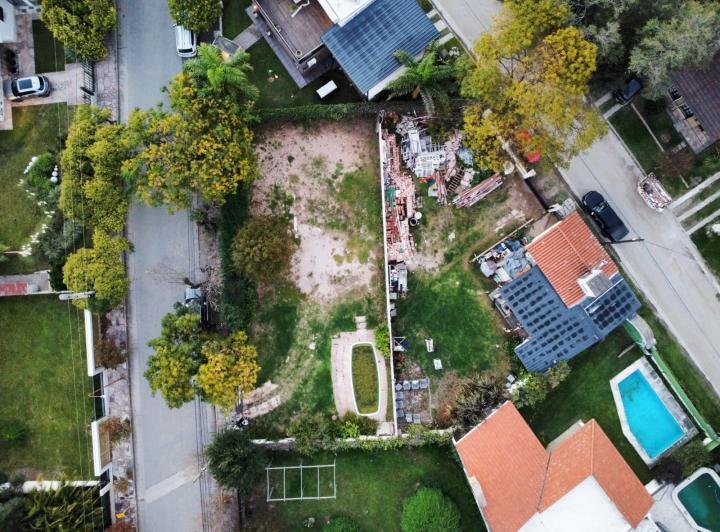 Terreno · 440m²