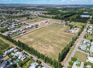 Terreno · 600m² · Venta de Terreno en B° Manzanares de Gines - Cipolletti