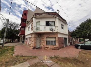 Casa · 80m² · 4 Ambientes · 1 Cochera · Casa en Venta, General Paz