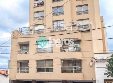 Departamento de 5 ambientes, Salta · Departamento en Venta de 3 Dorm. con Cochera en Macrocentro