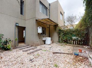 Casa · 56m² · 3 Ambientes · 1 Cochera · Alquiler Casa Duplex 3 Amb Cochera Patio Ituzaingo