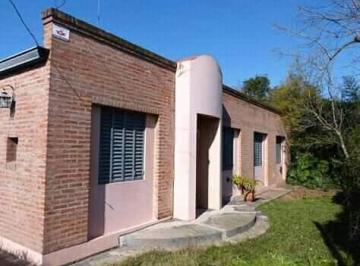 Casa · 160m² · 5 Ambientes · 1 Cochera · Usd 130.000