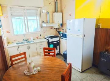 Departamento · 77m² · 5 Ambientes · Departamento de 2 Dorm. en Arroyito