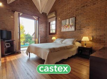 Casa · 167m² · 7 Ambientes · Casa en Venta en La Delfina