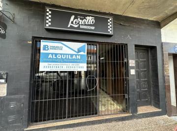 Local comercial · 40m² · Alquiler Local Comercial - Las Avs - Muy Buen Entorno 12 de Octubre Al 5500