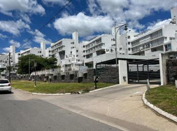 Garage · 12m² · Jardines de La Estanzuela: Cochera en Venta / 12 m²