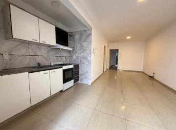 Departamento · 41m² · 2 Ambientes · Departamento de 2 Ambientes con Balcón y Patio en Caballito!