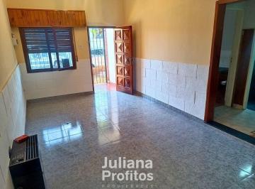 Casa · 3 Ambientes · Casa en Alquiler Tres Ambientes - Quilmes Oeste