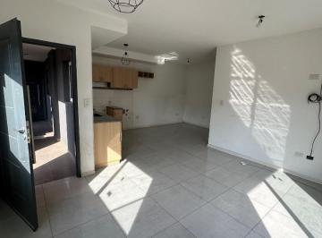Departamento · 45m² · 2 Ambientes · 1 Cochera · Alquiler Departamento 2 Ambientes Patio Cochera Merlo Centro