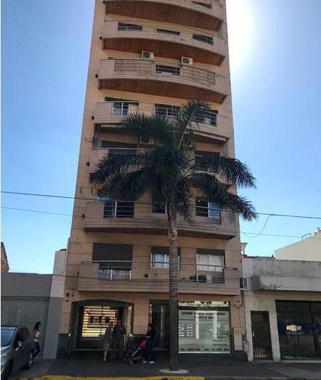 Departamento Semi Piso 3 Ambientes en Venta - Monte Castro, Capital Federal