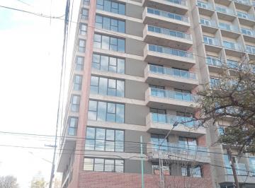 Departamento · 33m² · 1 Ambiente · Alquilo Monoambiente - Yrigoyen 718 Piso 8 - Neuquén Capital