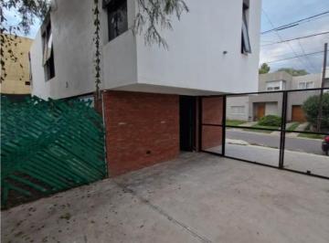 Casa · 130m² · 3 Ambientes · 1 Cochera · Zona La Estanzuela - Duplex 2 Dorm 2 Baños Cochera