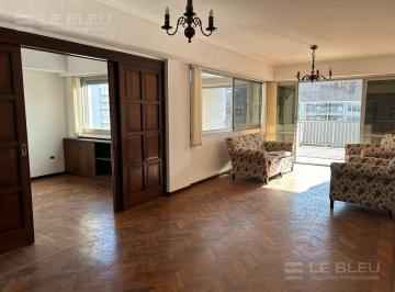 Departamento · 185m² · 5 Ambientes · 1 Cochera · Departamento en La Plata