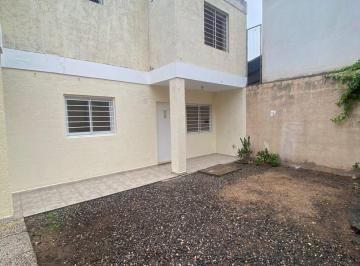 Casa de 2 ambientes, Córdoba · Hermoso Duplex con Patio en Zona Norte!